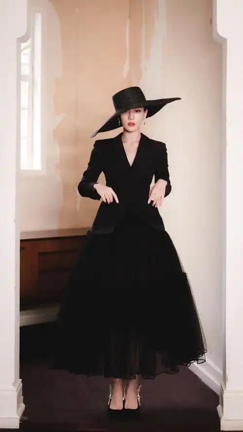 迪丽热巴复古名伶