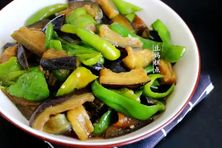 炒素菜的家常做法(清爽解腻又下饭)