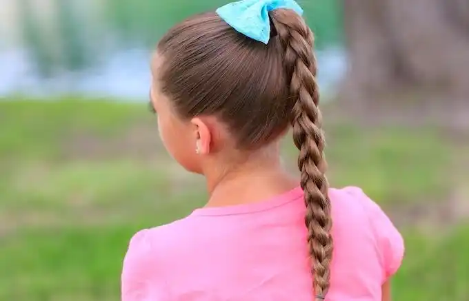 长发小女孩扎发大全 时尚好看每款不重样_儿童发型 - 美发站