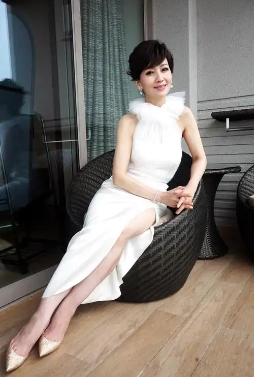 盘点赵雅芝的美腿靓照,你觉得哪张最美?