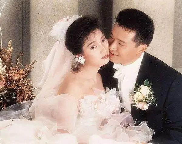 谁说周星驰的贵人是李修贤?要没有她,星爷恐怕连演艺圈都进不了