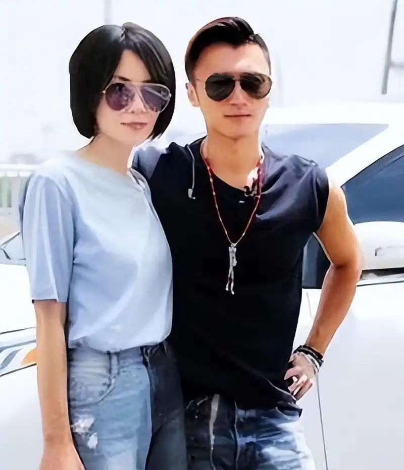 谢霆锋王菲:23年后再现世纪牵手 23年前,谢霆锋与王菲共同主演的电影