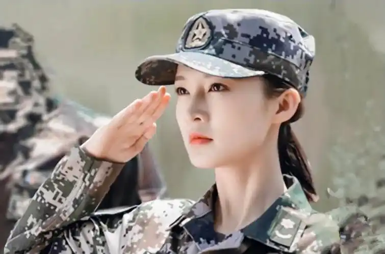 黄景瑜,李沁《爱上特种兵》开播,他们是新bg之光吗?