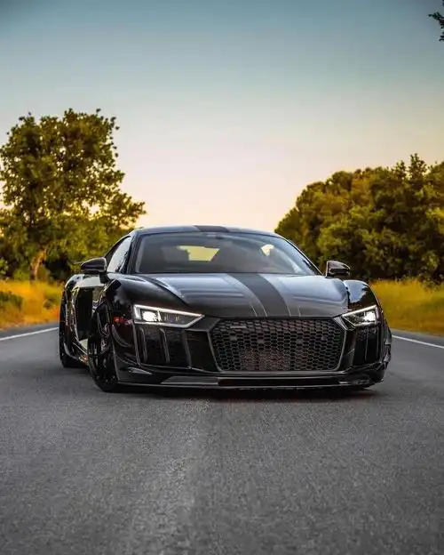 自吸猛兽奥迪r8改装车