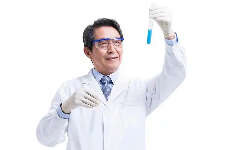 科学家会戴着防护眼镜以及实验工具