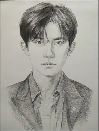 画易烊千玺素描头像有哪些技巧