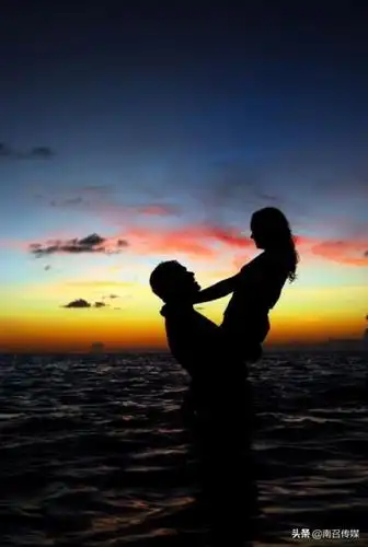 12月14日 hug day 拥抱情人节