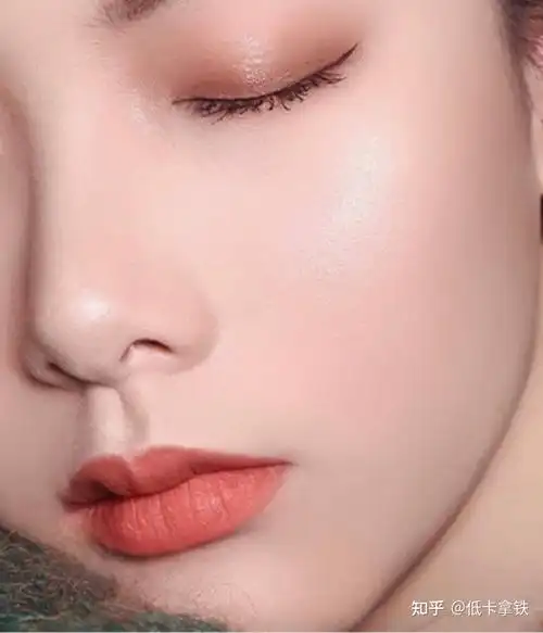 (2024年)高光推荐!盘点19款高光修容,教你如何get立体小v脸