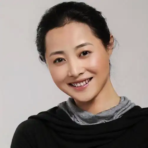 当时他的第五任妻子正是演员刘蓓.