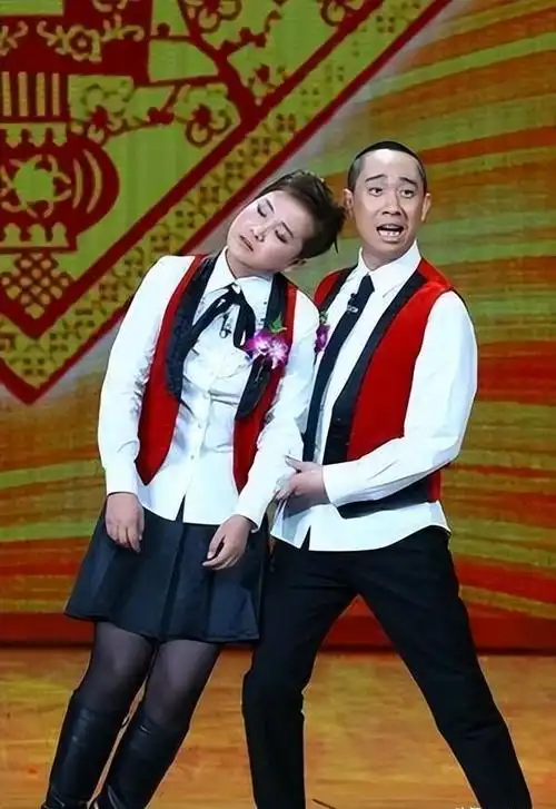 贾玲近照曝光!消失一年,暴瘦100斤,颜值惊艳