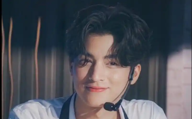 gulfkanawut微信80状态视频我男朋友呢