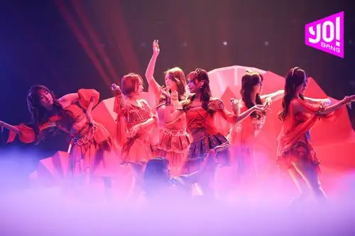 火箭少女101现身由你音乐榜样创史上最热舞台嗨翻现场