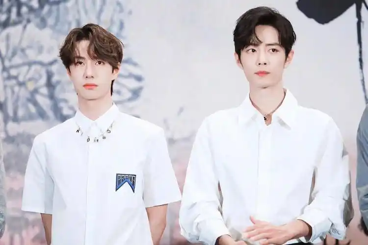 正主公开嗑cp王一博艾特博君一肖cp粉是不小心还是有意