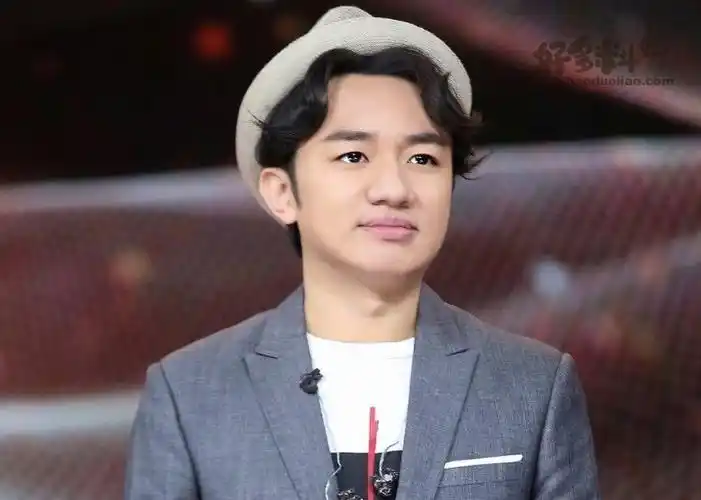 哪些明星很矮但很红他们走红靠的是实力而并非身高