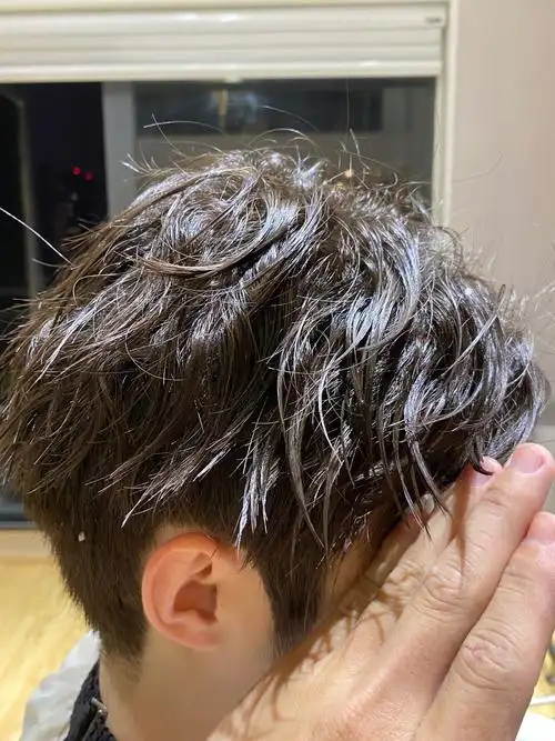 男士碎盖摩根烫