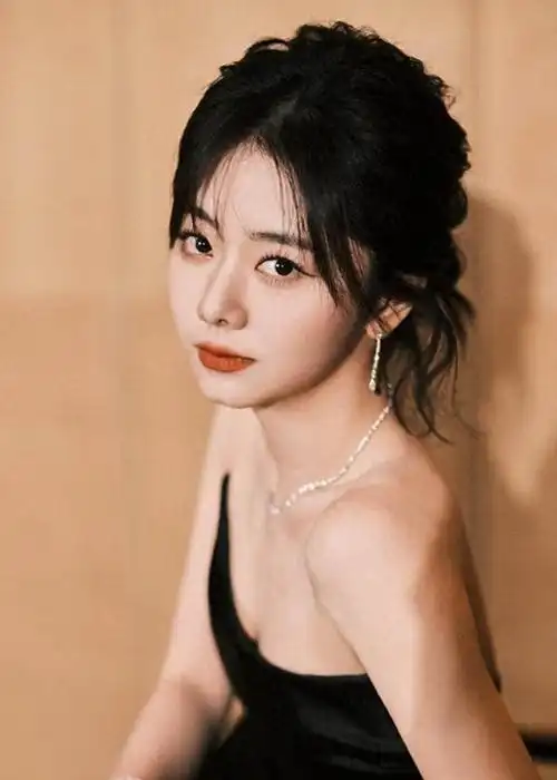 谭松韵的私房美照,太美了!谭松韵红不起来,孙俪早就说出了真相