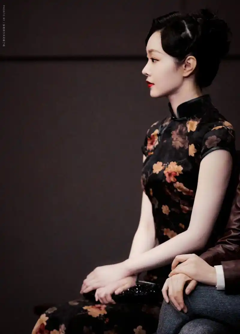 有一种"古典美人" 叫宋轶穿旗袍!