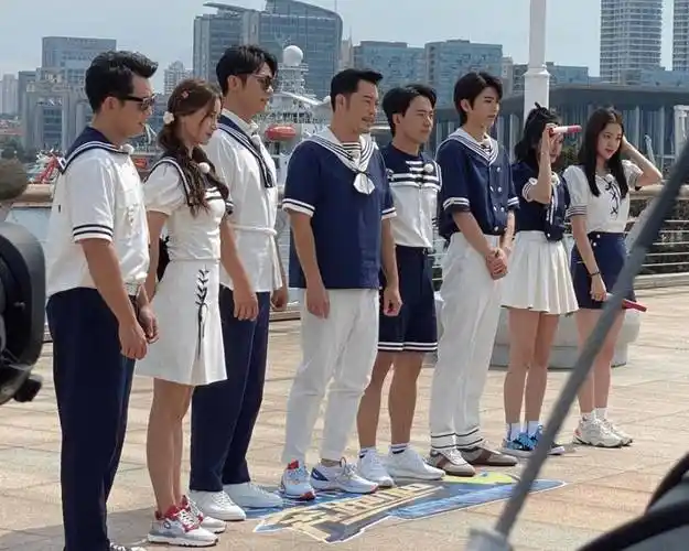 《跑男》欧阳娜娜吴宣仪同框,简直不要太养眼,baby这次真的输了