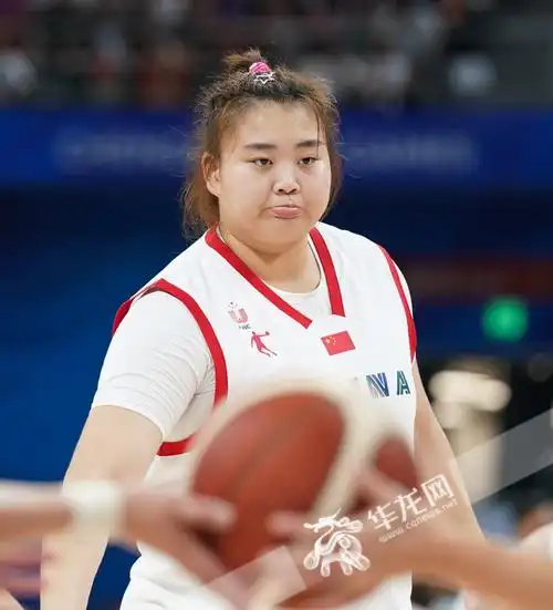 组图 | 呆萌和霸气 "大宝贝"刘禹彤赛场上的表情切换