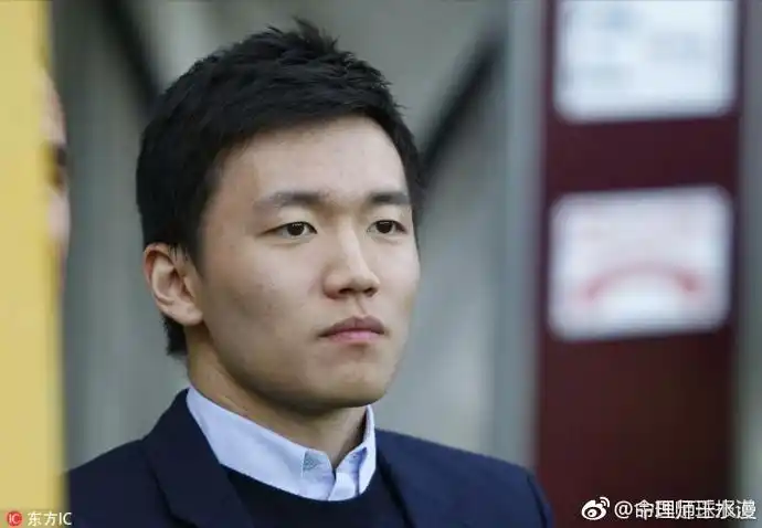 最帅90后富二代张康阳激情演讲,这人和国美. 来自壬水漫 - 微博