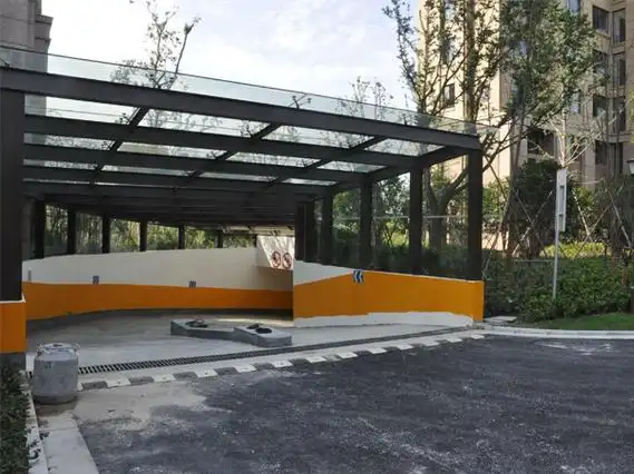 地下车库钢结构玻璃雨棚