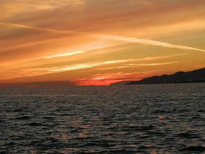 温哥华西班牙海滩的傍晚(2020.8.22)