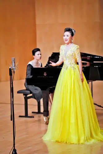 中国音乐学院硕士研究生:卢月《毕业独唱音乐会》个人专辑.