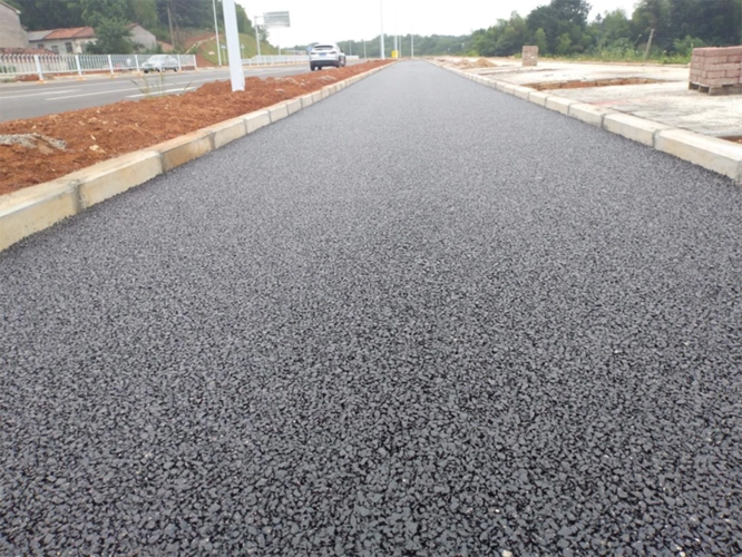 全透式透水沥青路面试验段顺利完成铺筑_湖南省交通科学研究院有限公