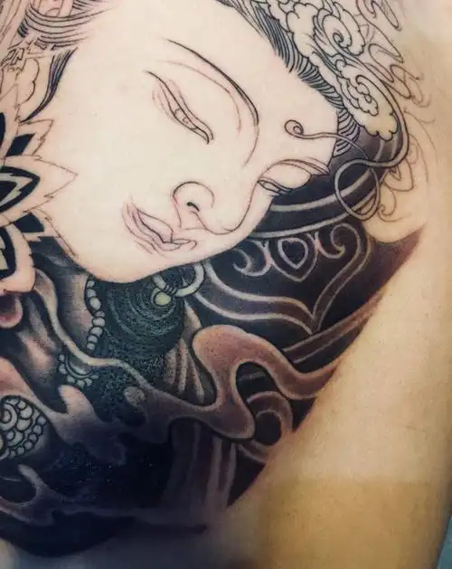 半背观音纹身图片