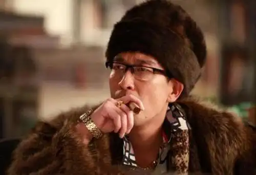 座山雕能在雪地抓兔子,他真的会轻功吗?