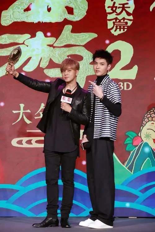 吴亦凡丑闻曝光后罗志祥晒录音棚照片疑似走出风波准备复出