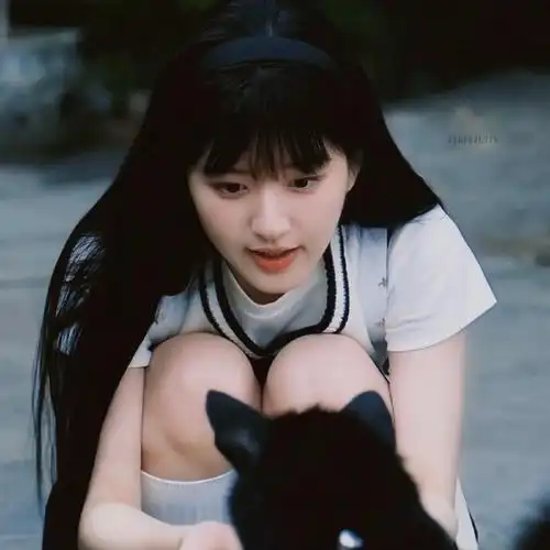 赵露思桑稚头像##偷偷藏不住