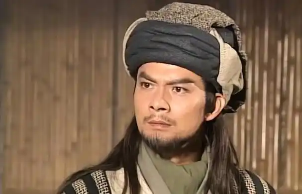 不难看出,在《天龙八部》中饰演乔峰的男主角中,黄日华的知名度和知名