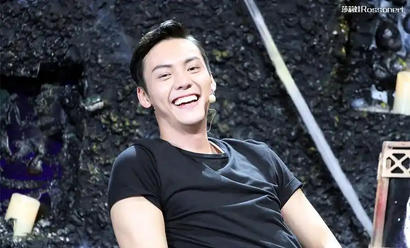 陈伟霆 无剧透图】完美演绎什么叫做分分钟笑成陈伟霆