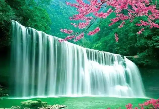 山青水秀风景照片