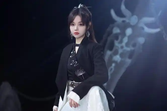 拜托她可是黄霄云,中央音乐学院全国一年只招十几个人……|黄霄云