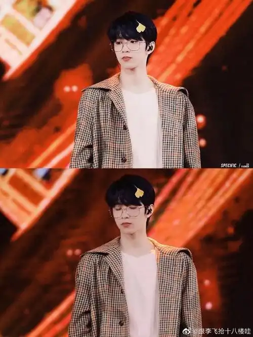 刘耀文 超绝少年气#lyw#刘耀文 目光磁石#刘耀文戴眼镜真的太绝涟叭