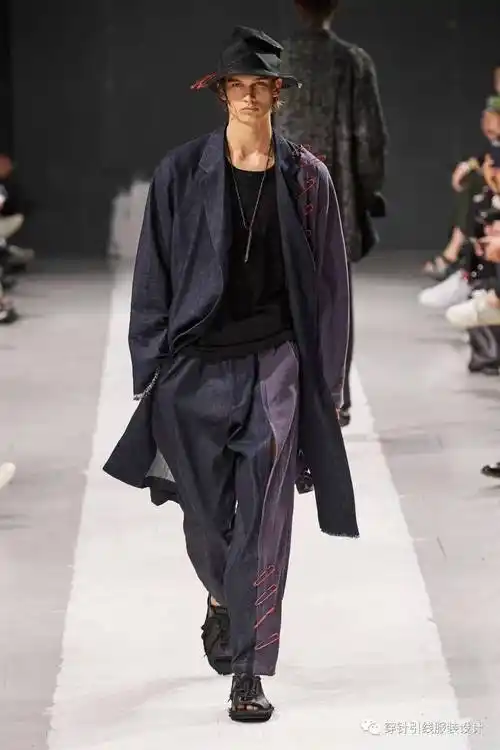 秀场| yohji yamamoto 2024 春季男装时装秀_山本耀_作品_趋势