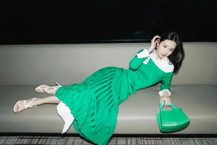 swsoiree100sandal陈都灵