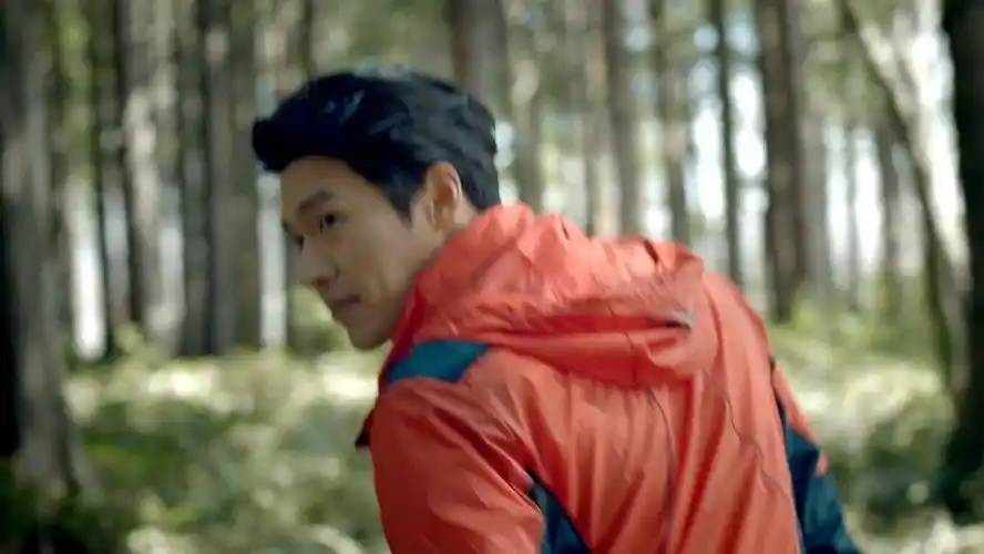 2014年3月30日玄彬代言户外运动品牌k2发布flywalk鞋