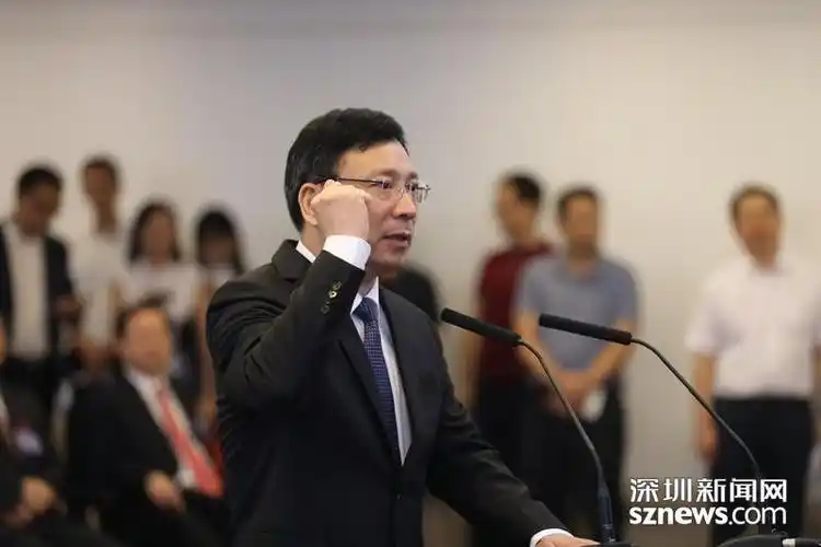 经省委批准,陈如桂任中共深圳市委委员,常委,副书记