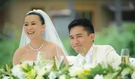 "真富婆"刘嘉玲:住4亿豪宅戴千万珠宝,大婚为何不请刘德华