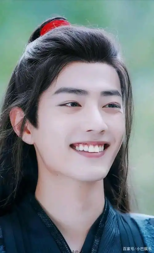 肖战!最经典的笑容!眼中有星星!