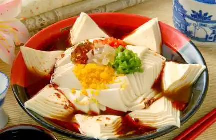 鲜花豆腐的做法及介绍---千米饮食网