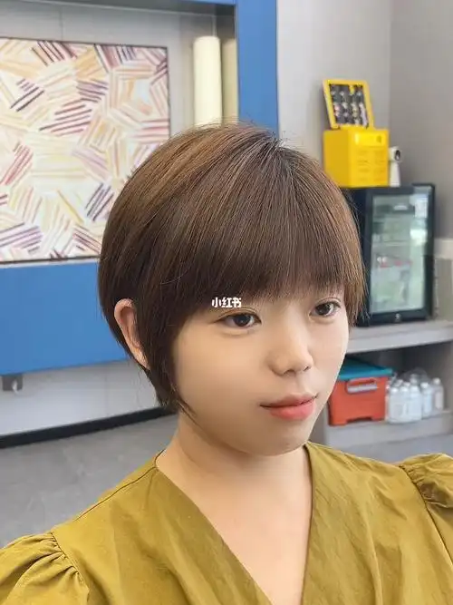 女士短发发型