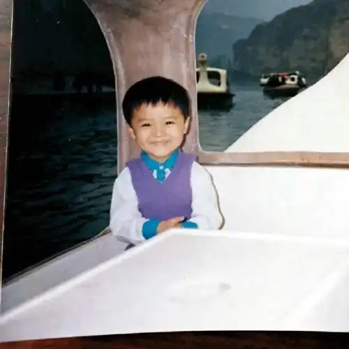 鹿晗～小时候-by磨叽磨叽磨叽