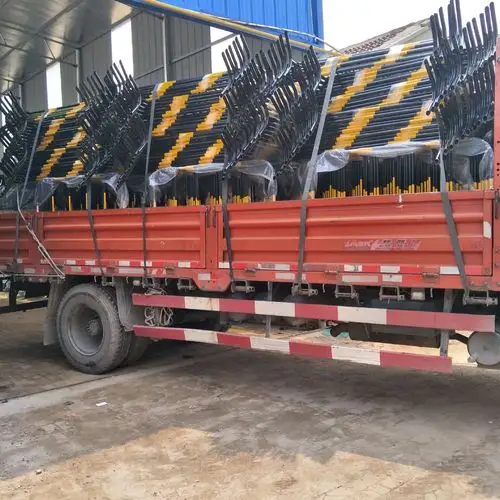 正美现货铁马护栏市政道路维修临时围栏工地施工围挡移