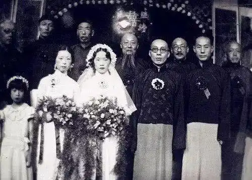 "上海皇帝"杜月笙的老婆有多美?扒出老照片,网友:不输范冰冰