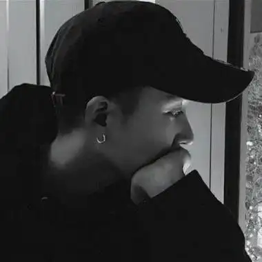 酷头像男生霸气黑色