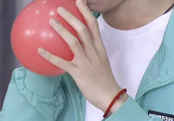 不管你是什么控张真源都能满足你之手控系列